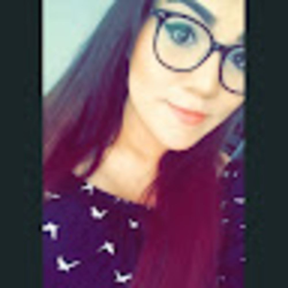 Meet your Posher, Nina